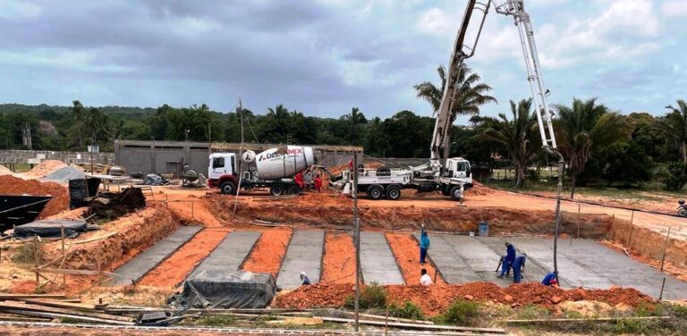 Piscina Batismal da Assembleia de Deus em São Luís (IADESL) recebe primeiro lastro de concreto.